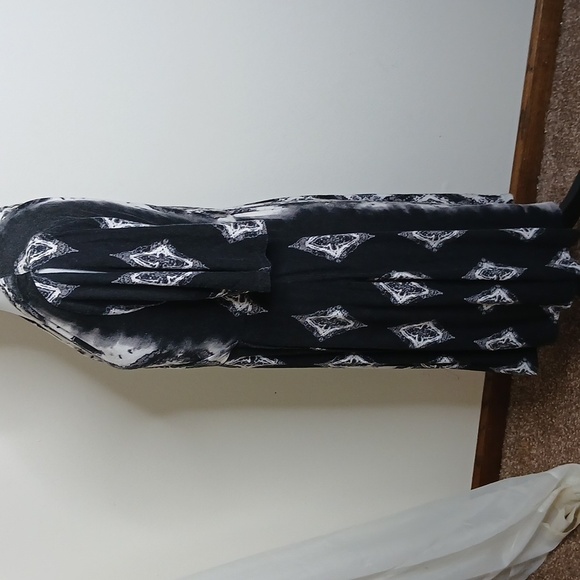 Soma womens black and white abstract pattern wrap midi dress size large - Picture 6 of 12